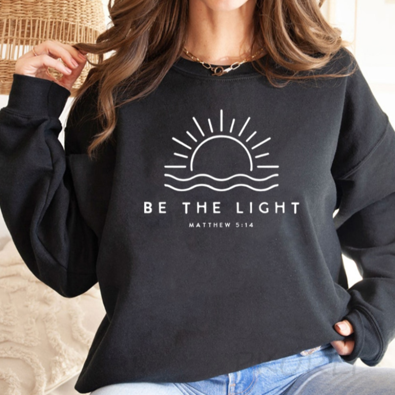 Elizabeth - Stijlvolle trui "Be The Light"